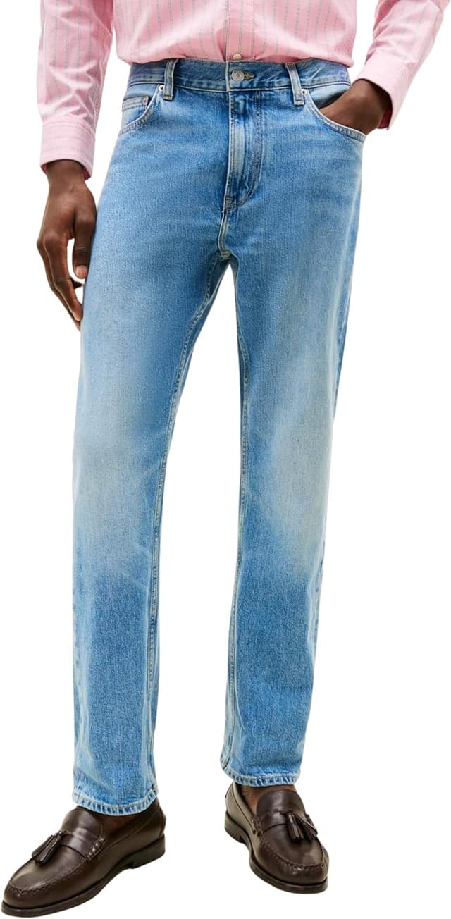 Detalle de Tommy Hilfiger Men’s Regular Fit Mercer Mid Rise Jeans (Straight 5-pocket)