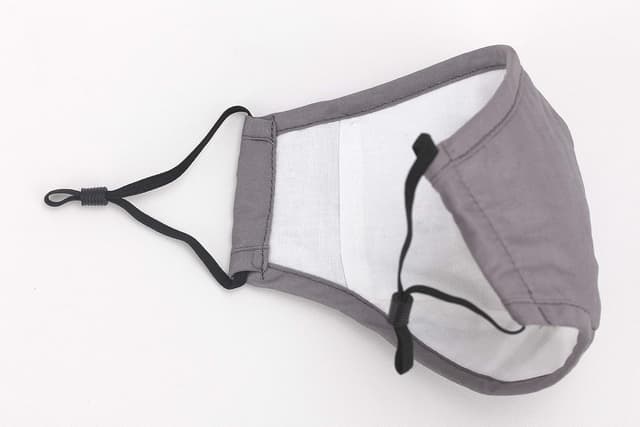 Detalle de DualVertex Face Masks – breathable reusable cotton mask with valve and replaceable filters