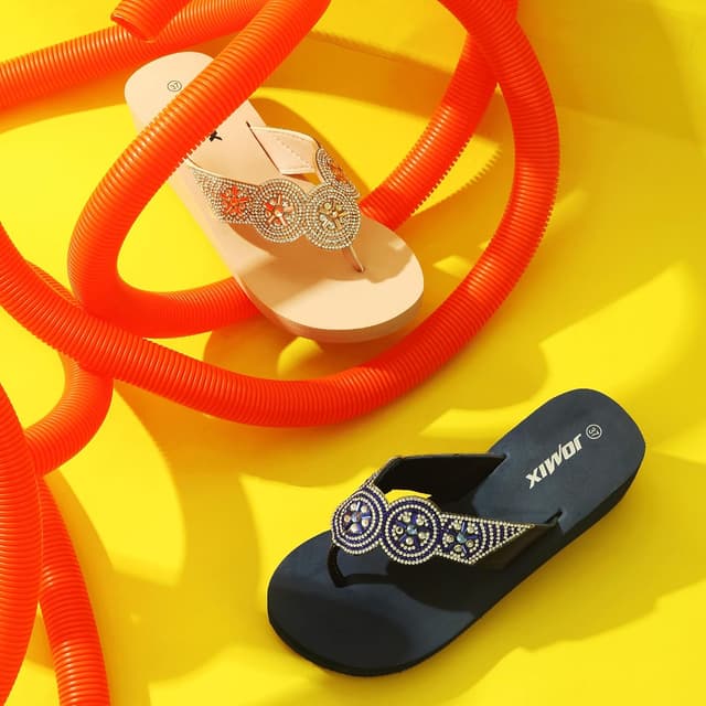 Detalle de JOMIX infradito da donna con zeppa e strass, ciabatte per casa, mare e piscina