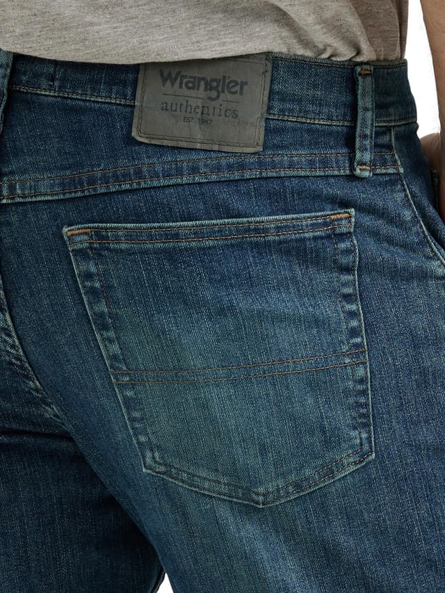Detalle 2 de Wrangler Authentics Men’s Classic Relaxed Fit Flex Jeans (5-pocket, zip fly)