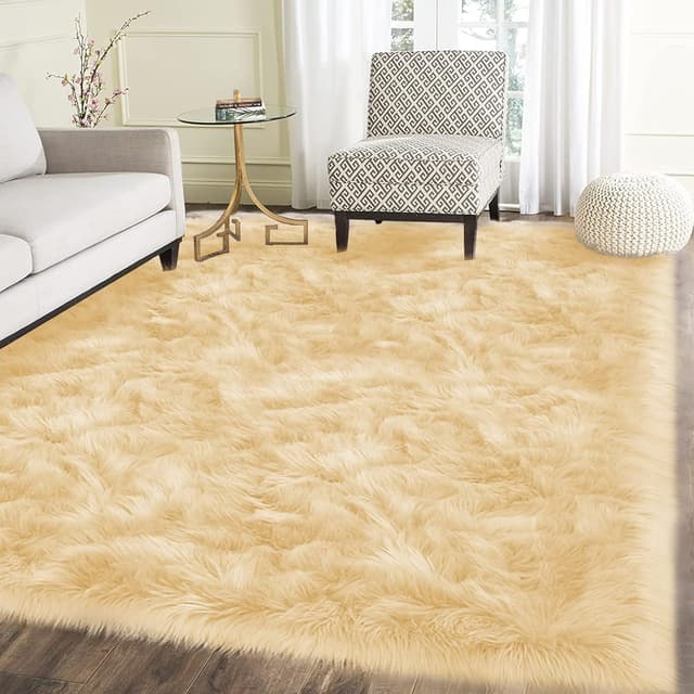 Detalle de Latepis Yellow Faux Fur Area Rug, 6x9 Rectangle (Washable Sheepskin-Style)