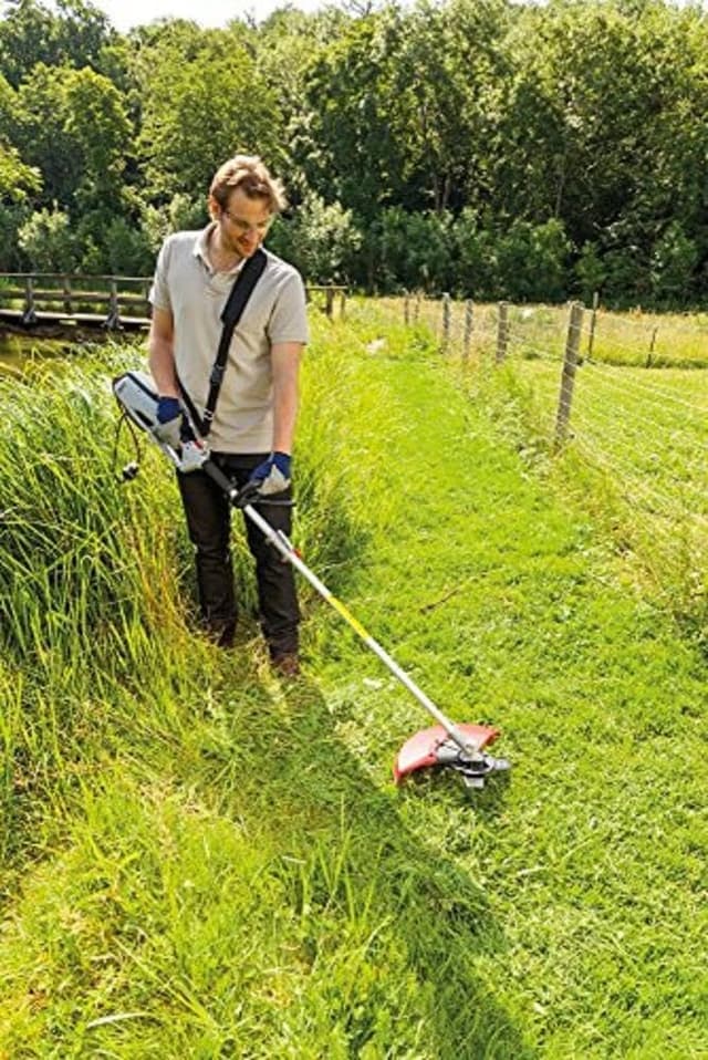 Detalle 2 de Decespugliatore elettrico AL-KO BC 1200 E da 1200 W con asta smontabile e testina “Batti e Vai”