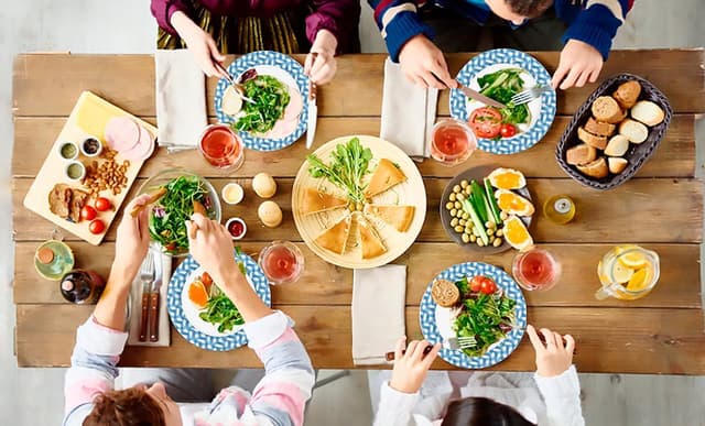 Detalle de Ginkgo 100-Count 10-Inch Paper Plates (Heavy-Duty, Thickened) for Holiday, Party, Picnic & Everyday