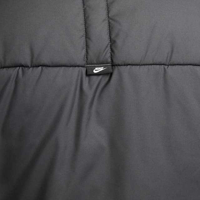 Detalle 2 de Nike Sportswear Therma-FIT Repel para hombre: chaqueta de abrigo con tratamiento repelente