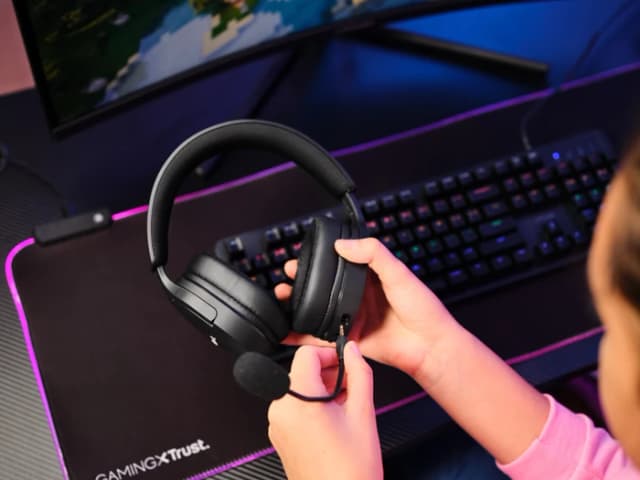 Detalle 2 de Trust Fayzo GXT491 kabelloses Headset (PC & PlayStation) Schwarz