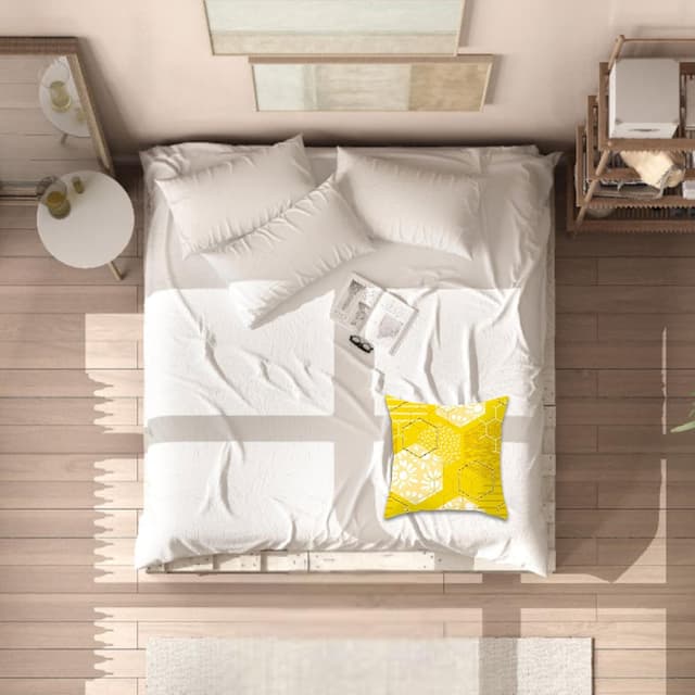 Detalle de Betadistor Yellow Hand in Hand Cushion Covers 18x18" (45x45cm) – set of 4 polyester covers