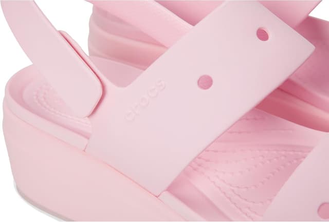 Detalle 2 de Crocs Women Brooklyn 4U two-strap Lightweight Croslite sandals