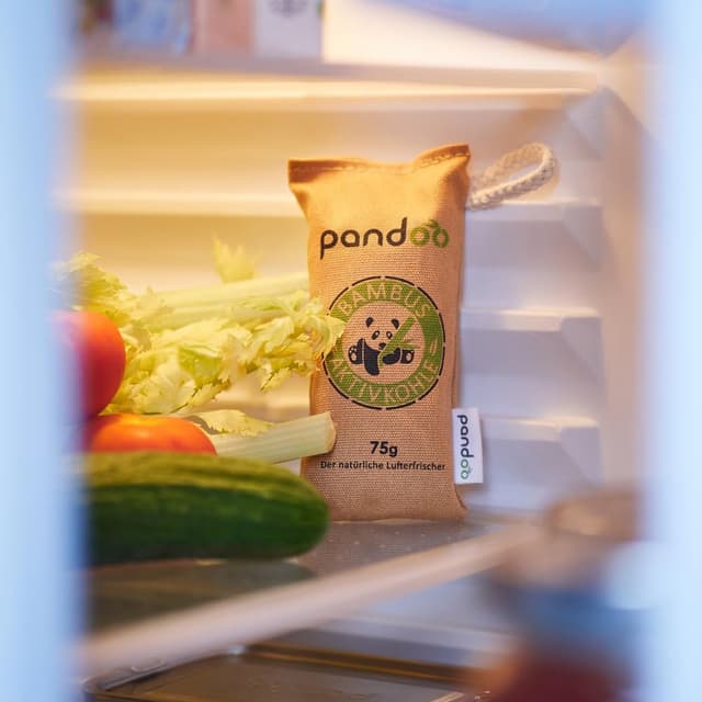 Detalle de pandoo Bambus-Lufterfrischer Natürlich mit Aktivkohle (4 x 75 g) – Geruchsentferner für Schuhe, Auto, Schubladen & mehr