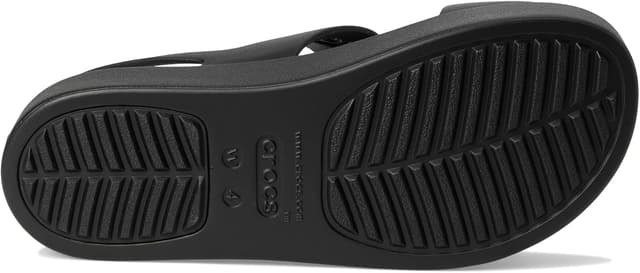 Detalle de Crocs Women Brooklyn 4U – lightweight, flexible comfort with an adjustable strap