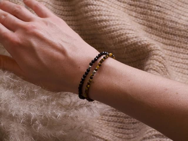 Detalle de BERGERLIN Echtes Naturstein Perlen Armband mit 925-Silberperle (Tigerauge) – zertifiziert