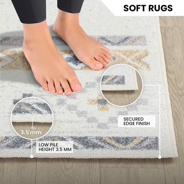 Detalle 2 de Livabliss Bear Washable Kids Rug (120x170 cm) – machine washable animal rug for bedrooms, playrooms and nurseries