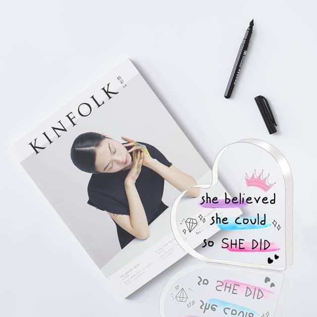 Detalle de Heart Shaped Acrylic Plaque 10×10×1 cm for Her