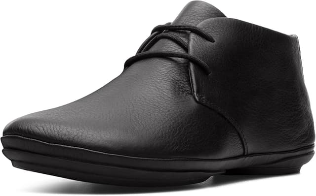 Detalle de Camper Girl’s Right Nina-k400221 ankle boot in black leather