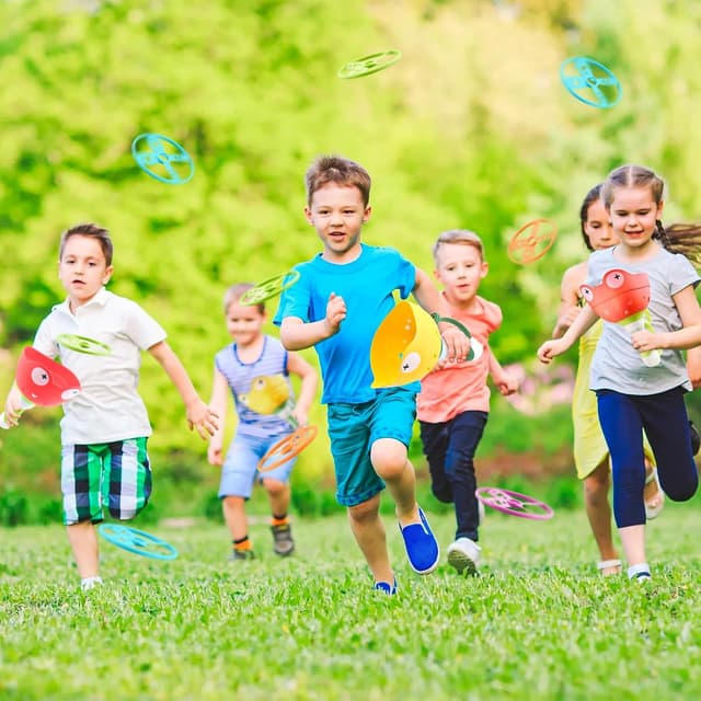 Detalle 2 de Outdoor Spielzeug für Kinder ab 4–8 Jahren: 2x Flying Saucer Launcher mit 24 Discs