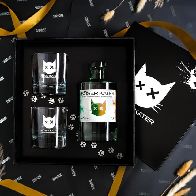 Detalle de BÖSER KATER Magic Green Gin Geschenkset (0,5 l, 40%) mit 2 Gläsern – Farbwechsel von Grün zu Gelb-Orange
