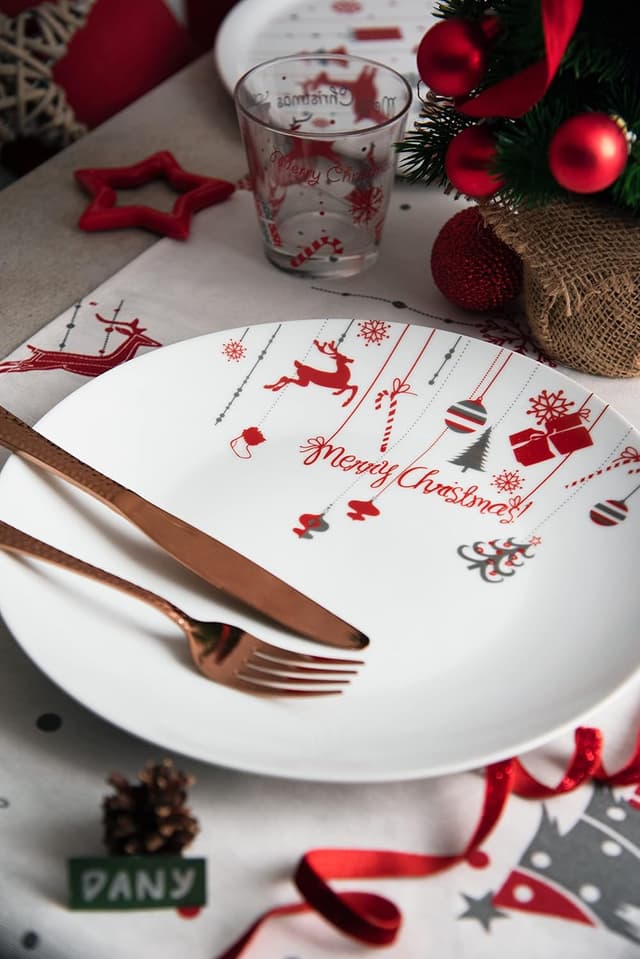 Thumbnail 4 de Excelsa Navidad – Servicio de Mesa en China 18 Piezas 🎄