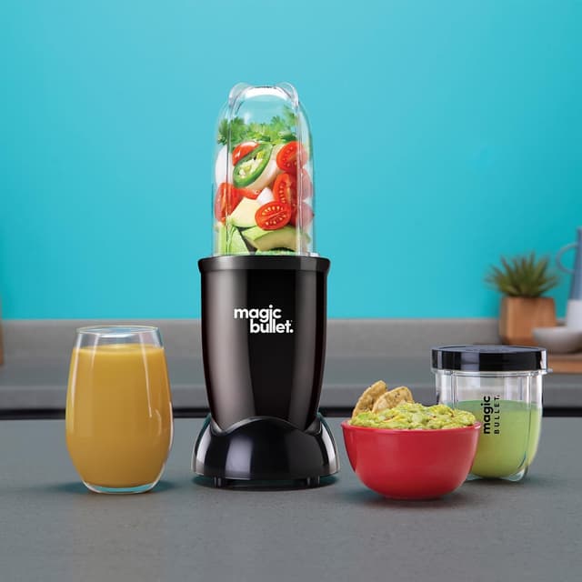 Detalle de magic bullet Blender 7pc Set in Black (10,000 RPM) – compact, portable blender for smoothies, soups & more