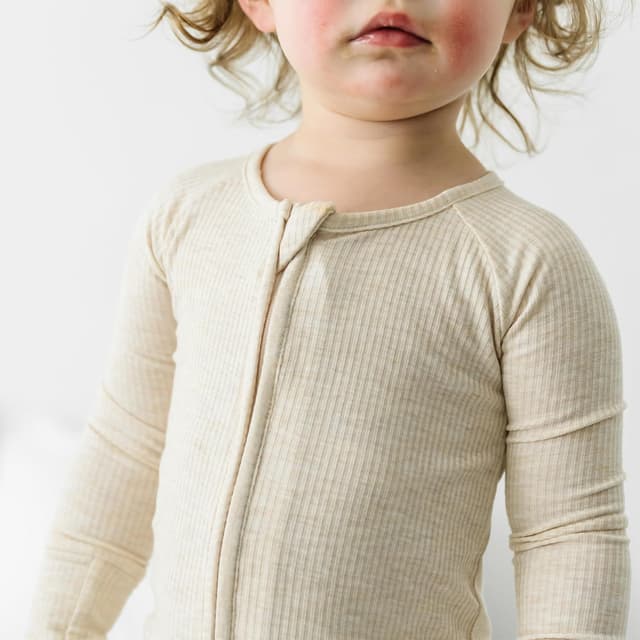 Detalle de Little Sleepies 2-Way Zipper Baby Pajamas