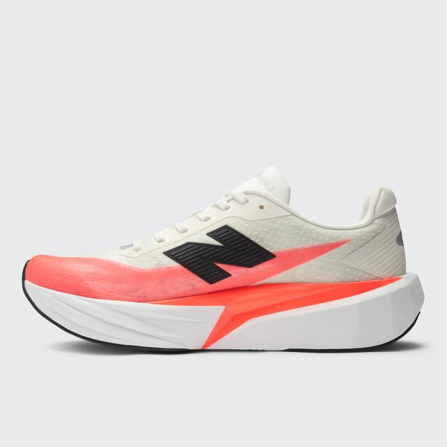 Detalle 2 de New Balance FuelCell Rebel v5 running hombre