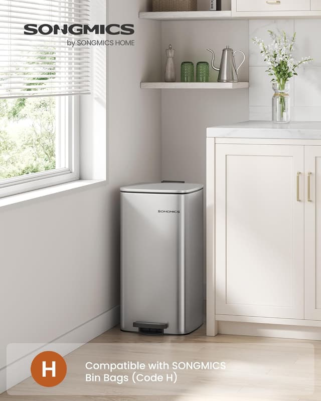 Detalle 2 de SONGMICS kitchen bin 30 L stainless pedal