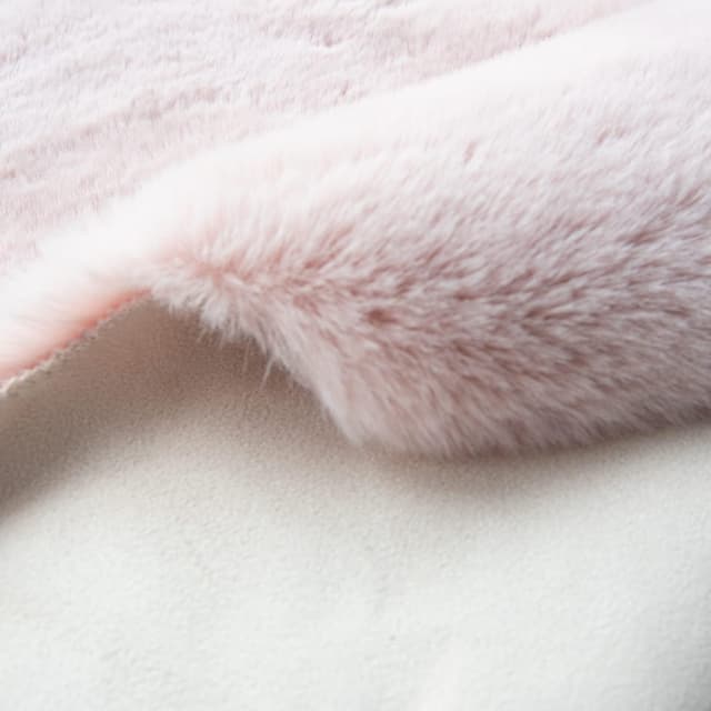 Thumbnail 3 de ORINOVA Pink Faux Fur Rug 90x150cm