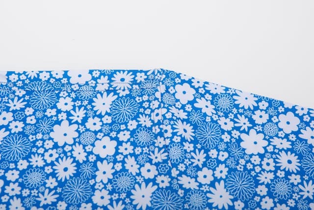 Detalle de Men’s Quick-Dry Golf Shirts (Polyester/Spandex) with UPF 30+ Moisture-Wicking Stretch