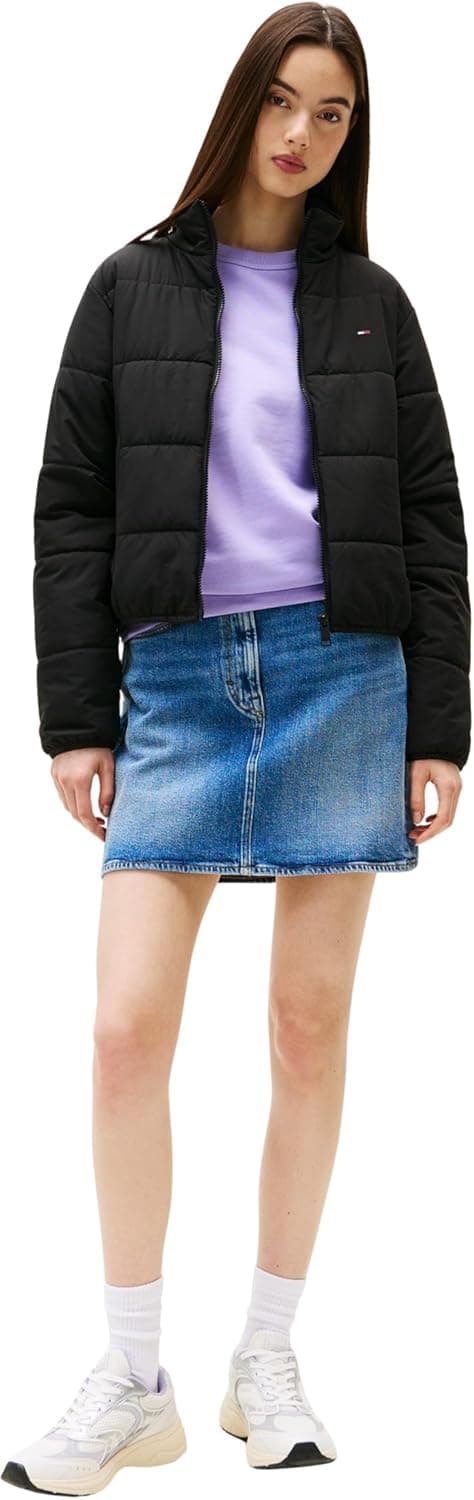 Detalle de Tommy Jeans women’s puffer jacket with stand collar