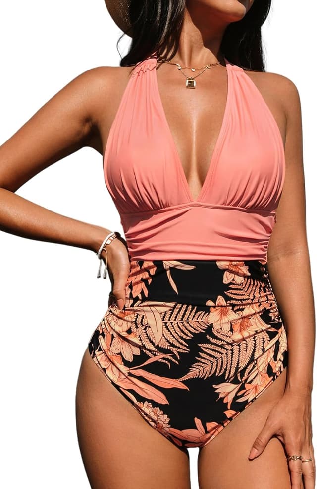 Detalle de CUPSHE maillot de bain une pièce femme à dos nu et encolure halter, effet ventre plat