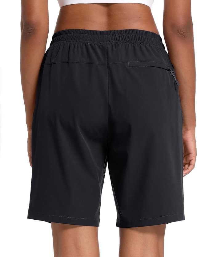 Detalle de MAGCOMSEN Women’s Lightweight Quick-Dry Hiking Shorts (8”) with 3 Zipper Pockets