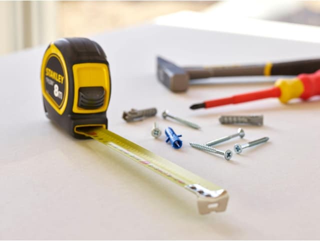 Detalle 2 de STANLEY 1-30-657 Flexómetro Tylon 8 m