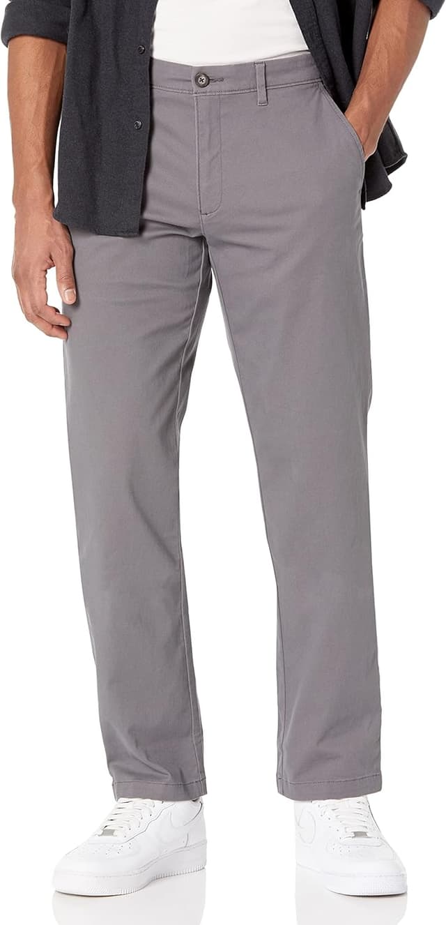 Detalle de Men’s Straight-Fit Stretch Chino Pants 30W x 34L