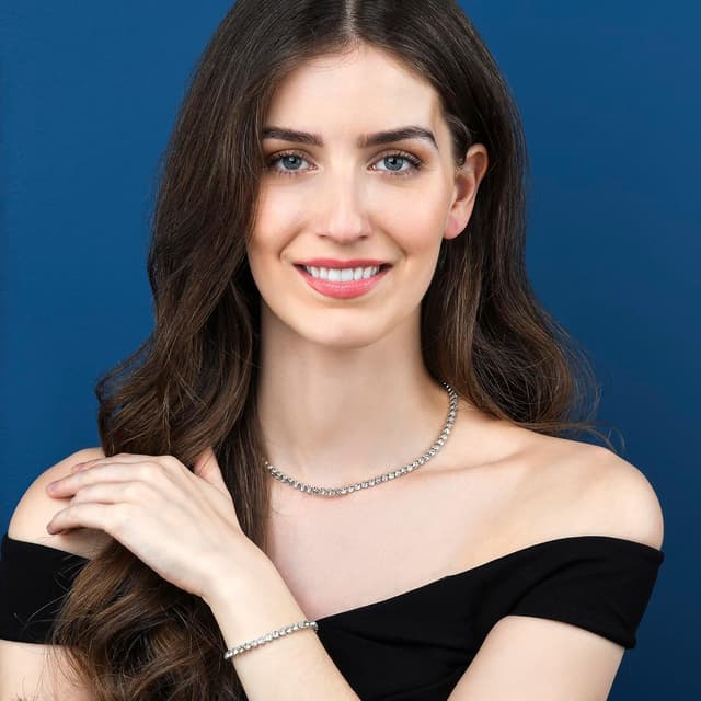 Detalle 2 de ZAVANA Bracciale Tennis per Donna e Ragazza con strass rotondi, colore argento o oro