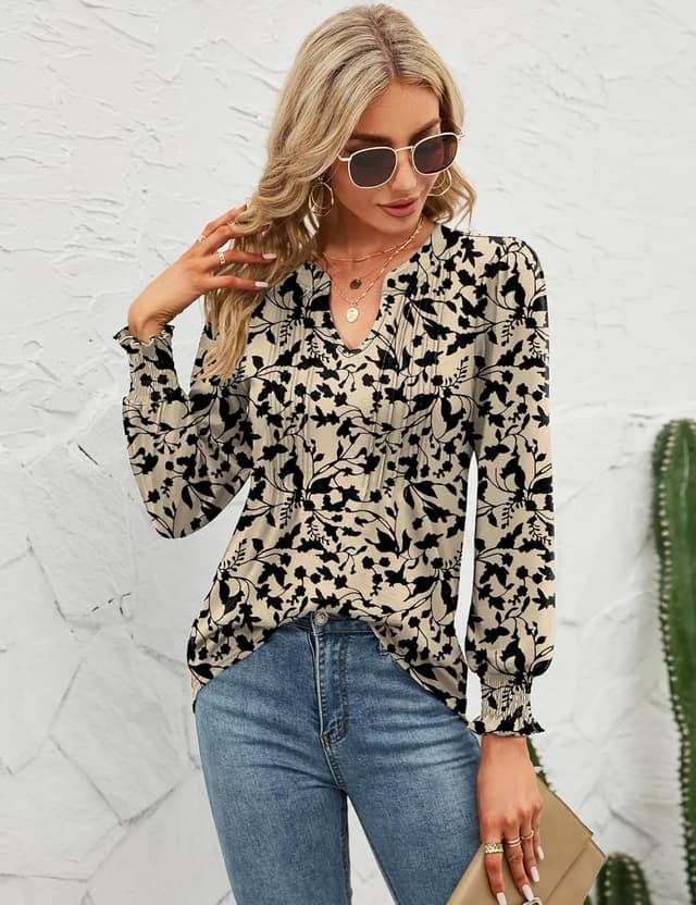 Detalle 2 de EFFAN V neck puff sleeve tunic top