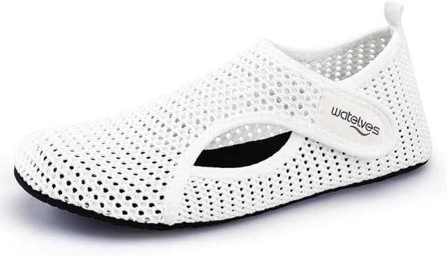 Detalle de WateLves Water Shoes for Men & Women – Quick-Dry Aqua Socks with Adjustable Magic Tape