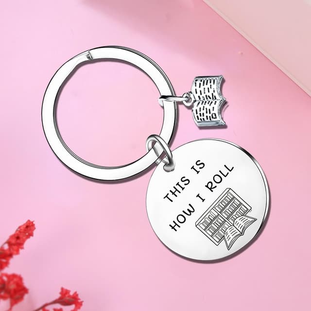 Thumbnail 2 de Librarian Keychain This is How I Roll