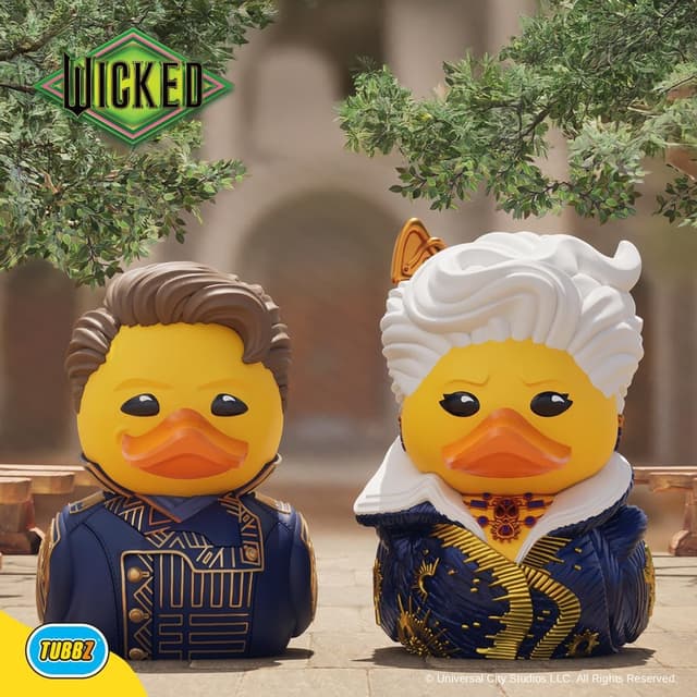 Detalle 2 de TUBBZ First Edition Wicked for Good Madame Morrible Cosplaying Rubber Duck Vinyl Figure