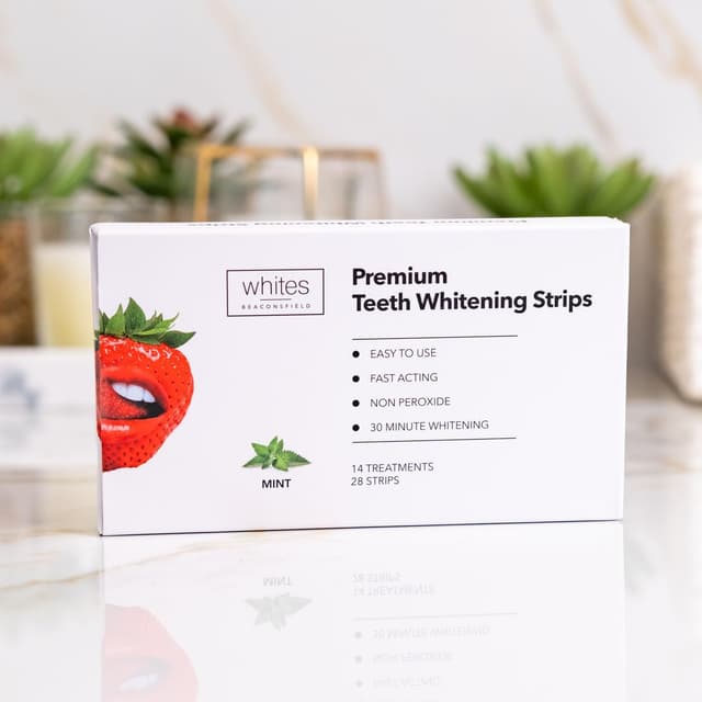 Thumbnail 6 de Whites Beaconsfield Teeth Whitening Strips 28-day kit 🪥
