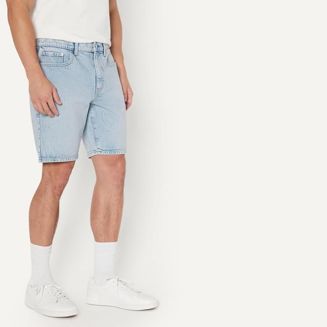 Detalle 2 de Amazon Essentials Men’s Heavyweight Stretch Straight-Fit Jean Shorts (9-inch inseam)