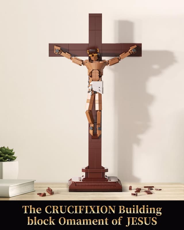 Detalle 2 de Jesus Crucifixion Building Blocks Set