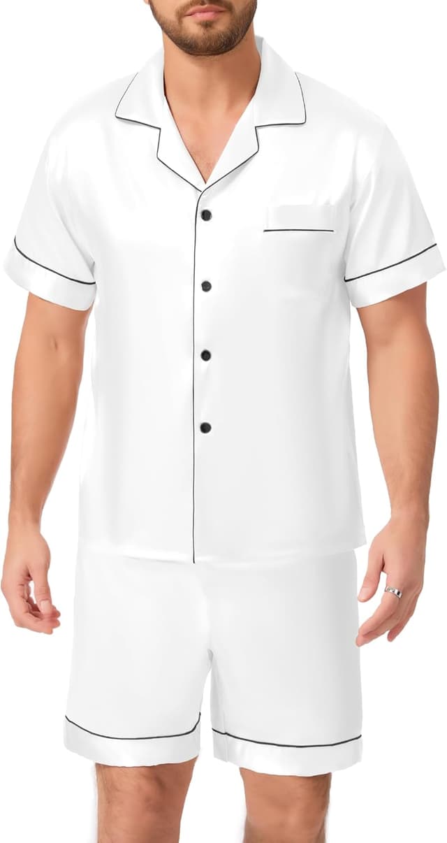 Detalle de Pyjama satin homme court Lovasy : ensemble deux pièces chemise boutonnée et short respirant