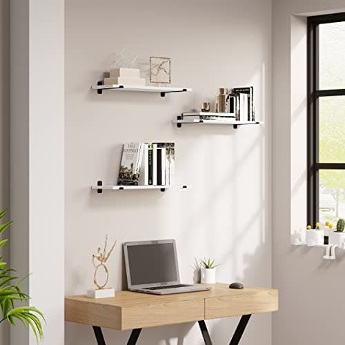 Detalle de EUGAD Estantería de pared con 3 baldas flotantes (juego de 3), MDF blanco, 60x20x7 cm y hasta 15 kg por estante