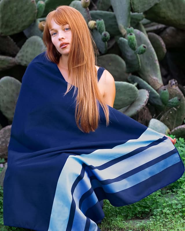 Detalle de Telo mare microfibra Clean Stripes 200x90 cm