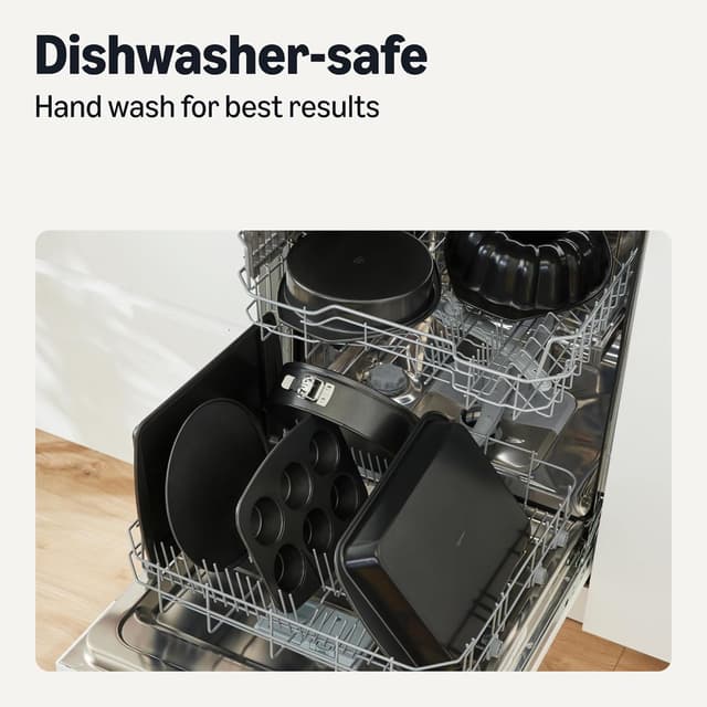 Thumbnail 4 de Amazon Basics Nonstick Round Cake Pan, Dishwasher and Oven-Safe, 22.8 cm., Set of 2
Amazon Basics Nonstick Round Cake Pan, Dishwas…