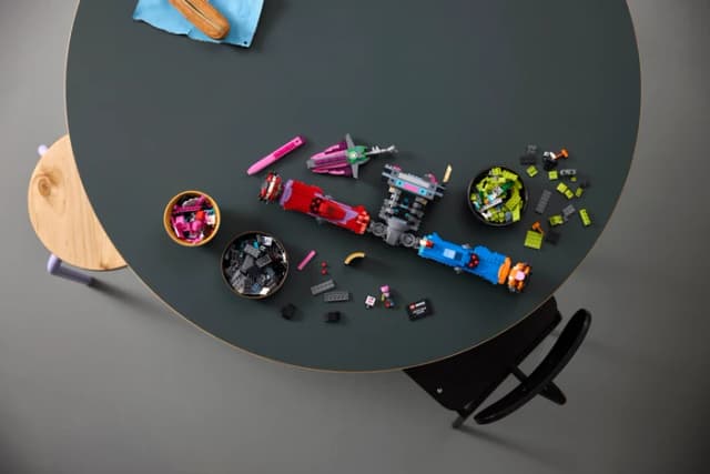 Thumbnail 10 de LEGO Fortnite Mecha-Anführer 77078 (2.503 Teile) – großer Mecha zum Bauen und Ausstellen