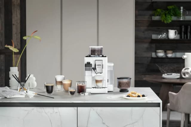 Thumbnail 12 de Delonghi Rivelia EXAM440.55.W Kaffeesystem