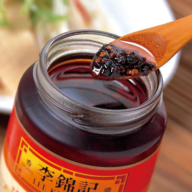 Thumbnail 2 de Lee Kum Kee Chiu Chow Chiliöl 335 g 🌶