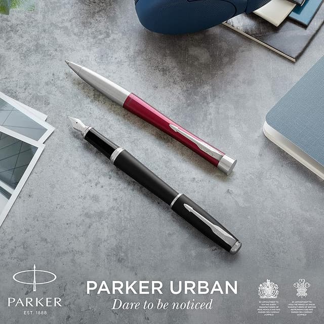 Thumbnail 1 de PARKER Urban Twist Bolígrafo Negro con Detalles Dorados ✍
