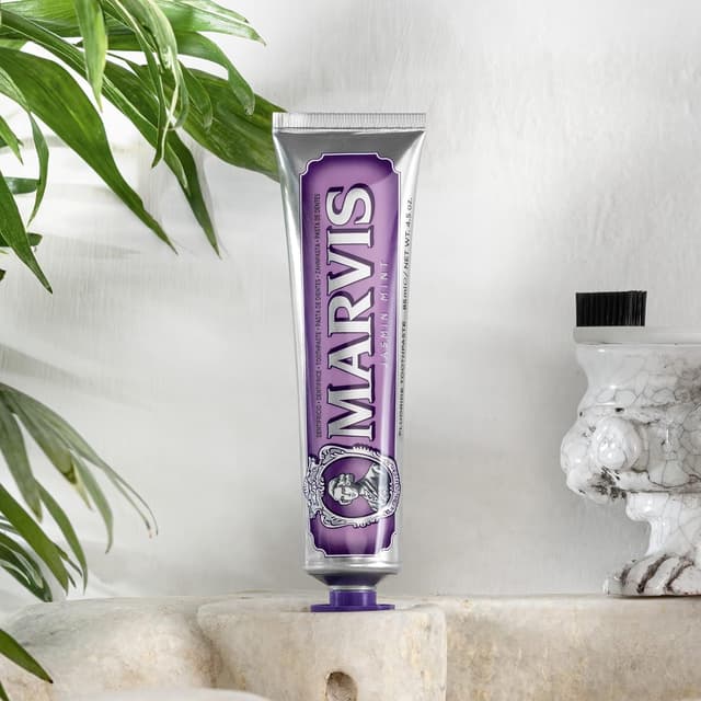 Detalle de Marvis Mint Zahncreme „Jasmin-Minze“ (85 ml) – florale Frische für den Alltag