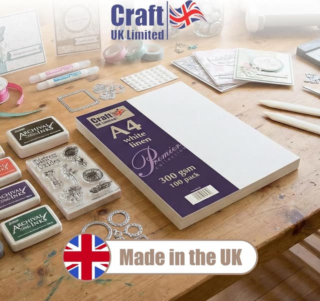 Detalle 2 de Craft UK W123 White Recycled Linen Card (300 gsm) – 100 A4 sheets