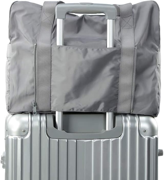 Detalle de VanFn Foldable Travel Duffel Bag (P.Travel Series) – water-resistant nylon gym and weekend tote